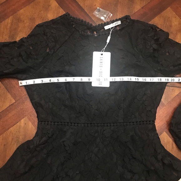 Saints + Secrets brocade sleeve lace ruffle dress - Picture 15 of 15